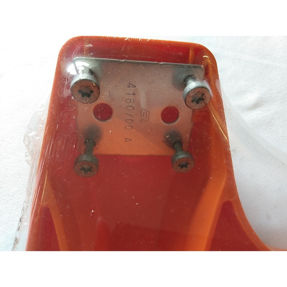 New Stihl Cutter Shield Deflector Kit In Plastic With Product Sticker - Picture 9 of 9